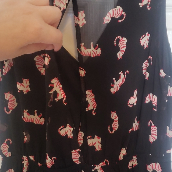 Cat Dress - Picture 4 of 5